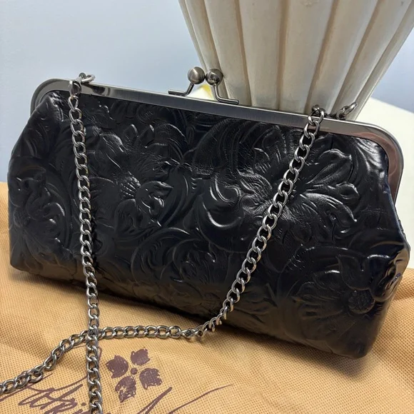 Patricia Nash Black Floral Embossed Leather Clutch with Chain - Picture 3 of 3
